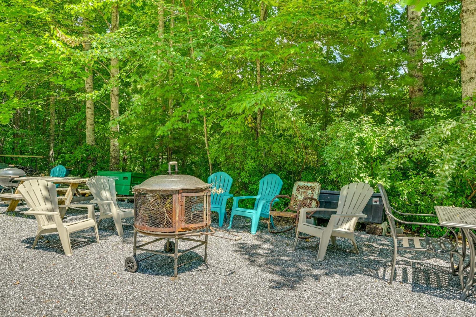 Pet-Friendly Vacation Rental Cabin In Whittier Экстерьер фото